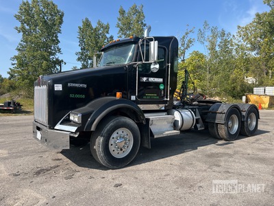2009 Kenworth T800 6x4 T/A Dagcabine Trekker