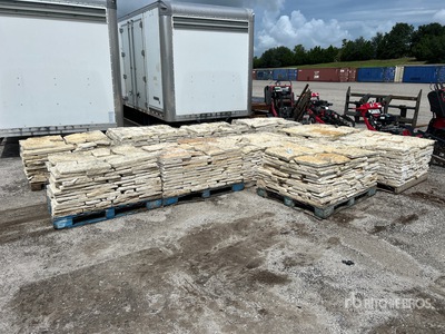 Lot of (10) Pallets of Austin White Limestone Blended Sawn 4-8 In. Thin Veneer Stone (Unused)