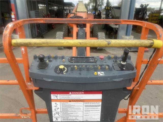 ELEVADOR ARTICULADO 2017 JLG M600J