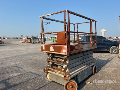 Skyjack SJ4732 Electric Scissor Lift