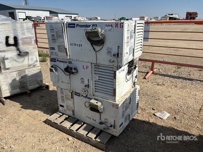 Quantity of (9) L.B white  TS080 80000 BTU Riscaldatore da interno