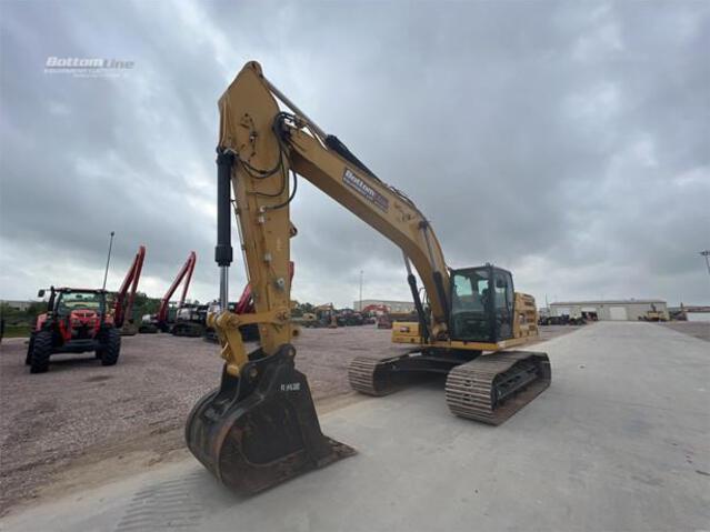 2019 Cat 330 Tracked Excavator