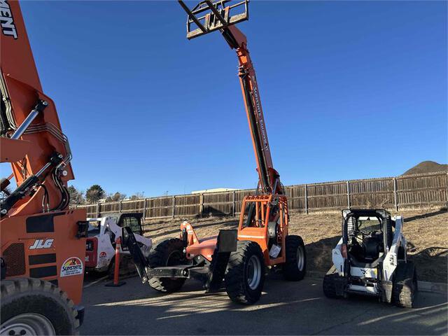 2014 SkyTrak 10054 Telehandler 2014 SkyTrak 10054 Telehandler