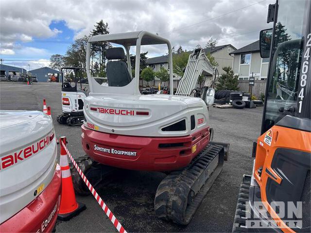 EXCAVADORA 2019 TAKEUCHI TB260