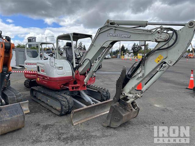 EXCAVADORA 2019 TAKEUCHI TB260