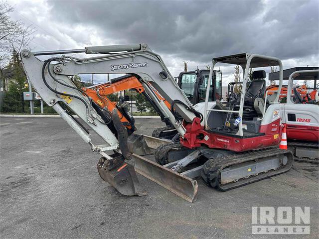 EXCAVADORA 2019 TAKEUCHI TB260