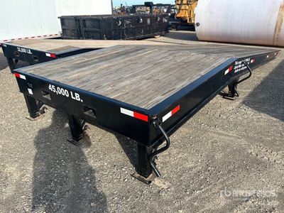 2025 RAMP Model: R825 D 25 ft 8 in Cattle Loading Ramp (Unused)