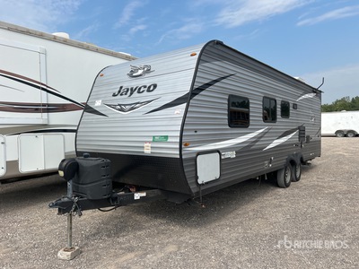 2021 Jayco 29 ft 5 in T/A Travel Trailer