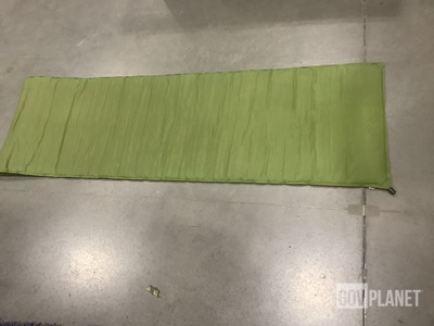 (74) Self-Inflating Sleeping Mats