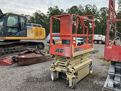 JLG 1932 E2 Electric Scissor Lift