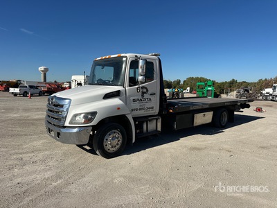 2017 Hino 268 4x2 Rollback Truck