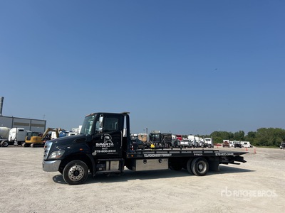 2020 Hino 268 4x2 شاحنة لرفع ووضع الحاويات