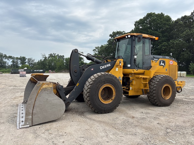 2022 John Deere 644P