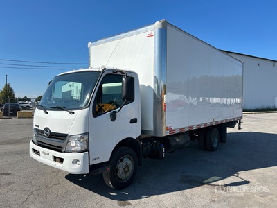 2019 Hino 195 4x2 Van Truck