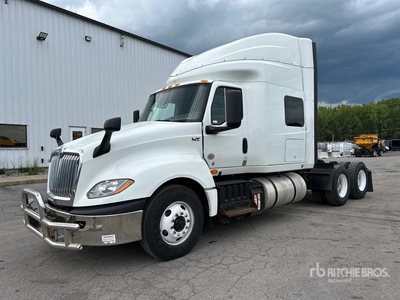 2021 International LT625 6x4 Cabeza Tractora Cabina Dormitorio
