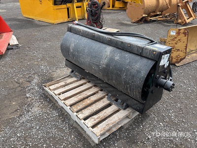 2025 GIYI GY-VR59 59 in Skid Steer Vibratory Roller