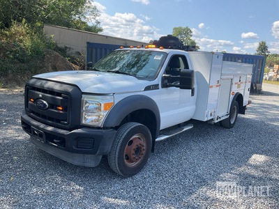 2014 Ford F-550 Super Duty Service Truck