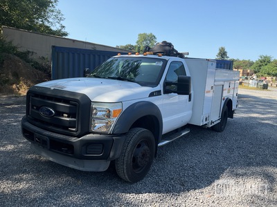 2014 Ford F-550 Super Duty Service Truck