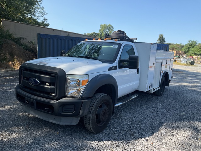 2014 Ford F-550 Super Duty Service Truck