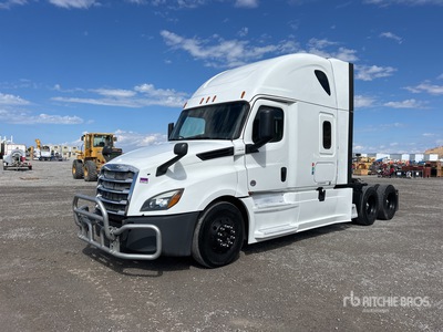 2019 Freightliner Cascadia 126 6x4 T/A Sleeper Truck Tractor