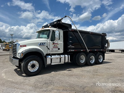 2022 Mack Granite 8x4 Tri/A Dump Truck
