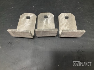 (13) Heil Trailer M121-2635 Mounting Brackets