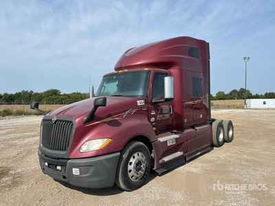 2019 International LT625 6x4 Cabeza Tractora Cabina Dormitorio