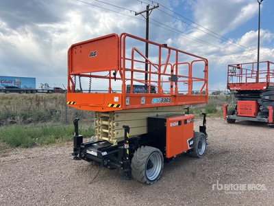 JLG ERT3369 Electric Rough Terrain Scissor Lift