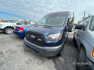 2019 Ford Transit 350 4x2 Camión Utilitario