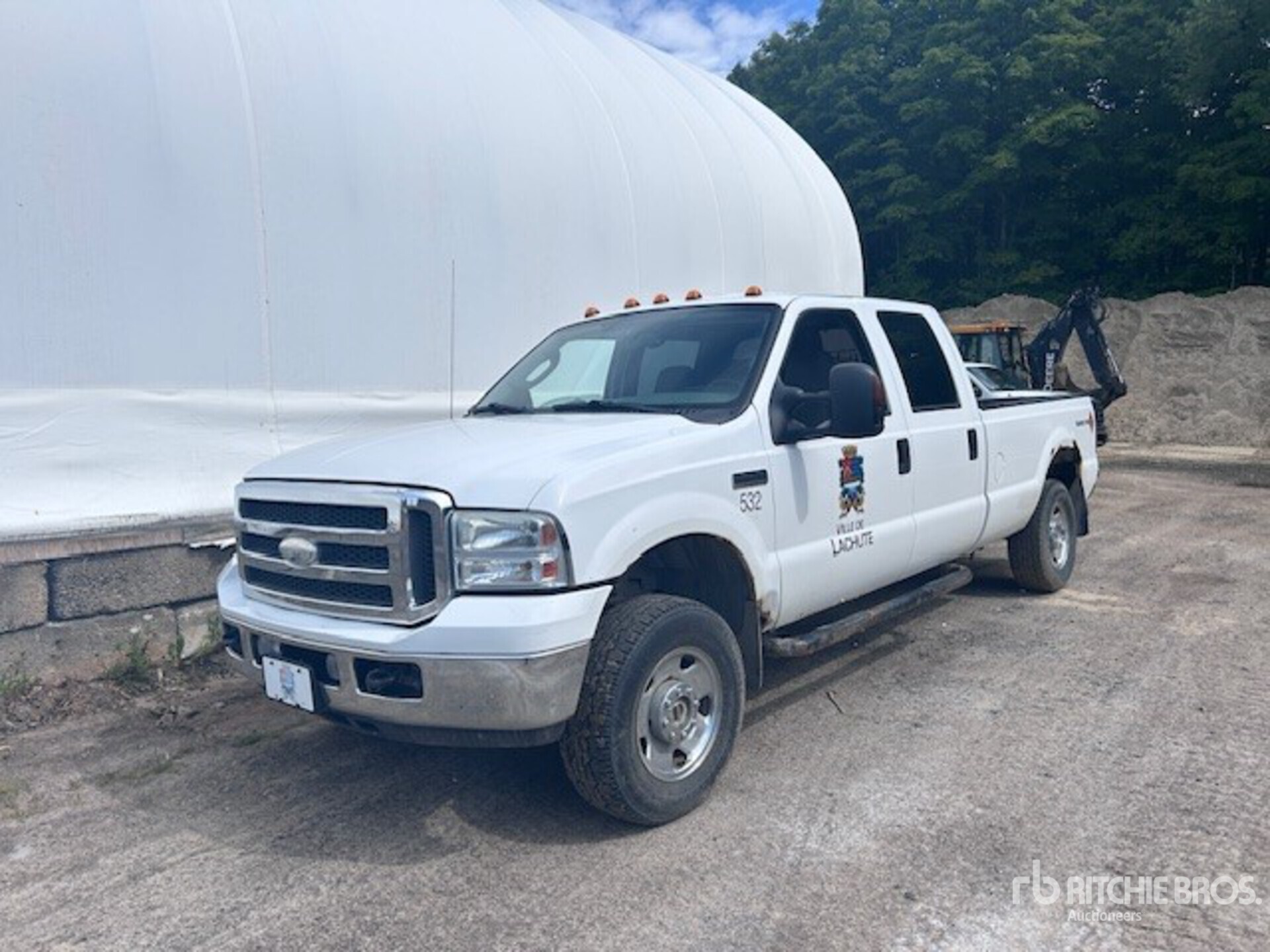 2005 Ford F-250 4x4 Crew Cab Pickup