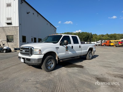 2005 Ford F-250 4x4 Crew Cab Pickup (Inoperable)