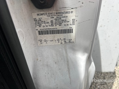 2013 Ford F-450 4x2 Camion utilitaire