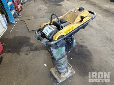 Wacker Neuson BS60-2I  آلة  لتسوية السطح غير المستوي
