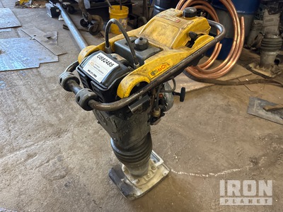 Wacker Neuson BS60-2I  آلة  لتسوية السطح غير المستوي