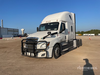 2020 Freightliner Cascadia 126 6x4 T/A Sleeper Truck Tractor