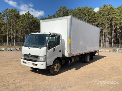 2018 Hino 195 4x2 Van Truck