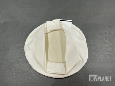(900) White Crown Dress Caps