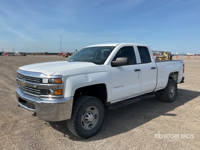 2015 Chevrolet Silverado 1500 4x4 Extended Cab Pickup