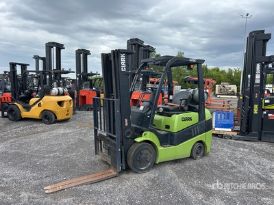 Clark C25CL 4560 lb Cushion Tire Forklift