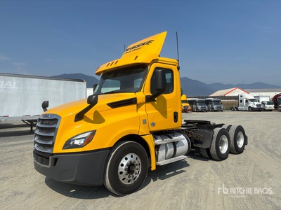 2019 Freightliner Cascadia 6x4 Cabeza Tractora Cabina Corta