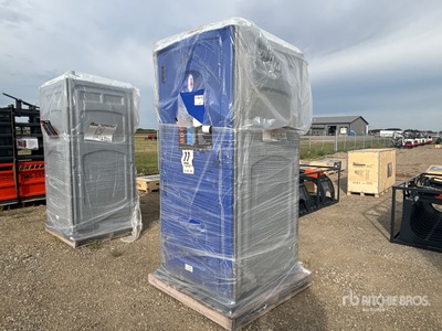 TMG FMT10 43 in x 39 in x 91 in Non-Flushing Toaleta przenośna (Unused)