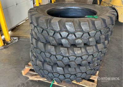Quantity of (3) Enduro A/T 330/85.28 (13.00-28) Neumáticos (Unused) - Fits Telehandler