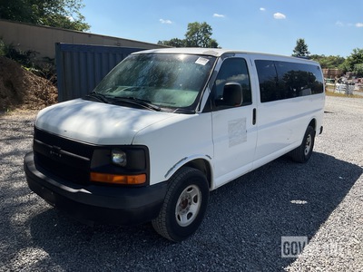 2007 Chevrolet Express LT 3500 Passenger Van