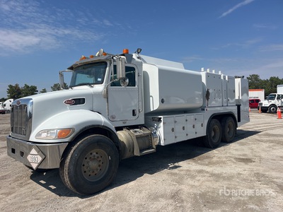 2015 Peterbilt 348 4000 gal 6x4 Fuel Truck
