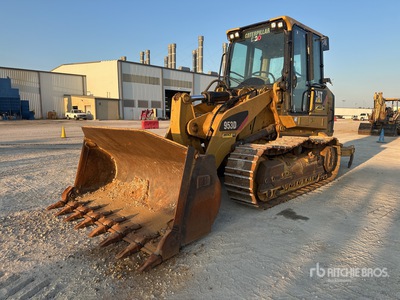 2015 Cat 953D Crawler Loader