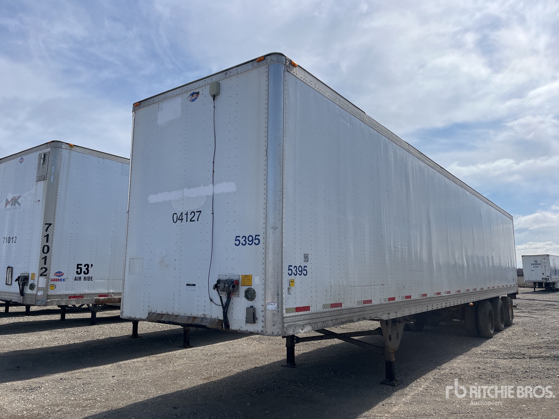 2004 Utility 53 ft x 102 in Tri/A Van Trailer