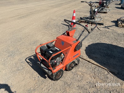 Husqvarna SC18 Sod Cutter 造園機械