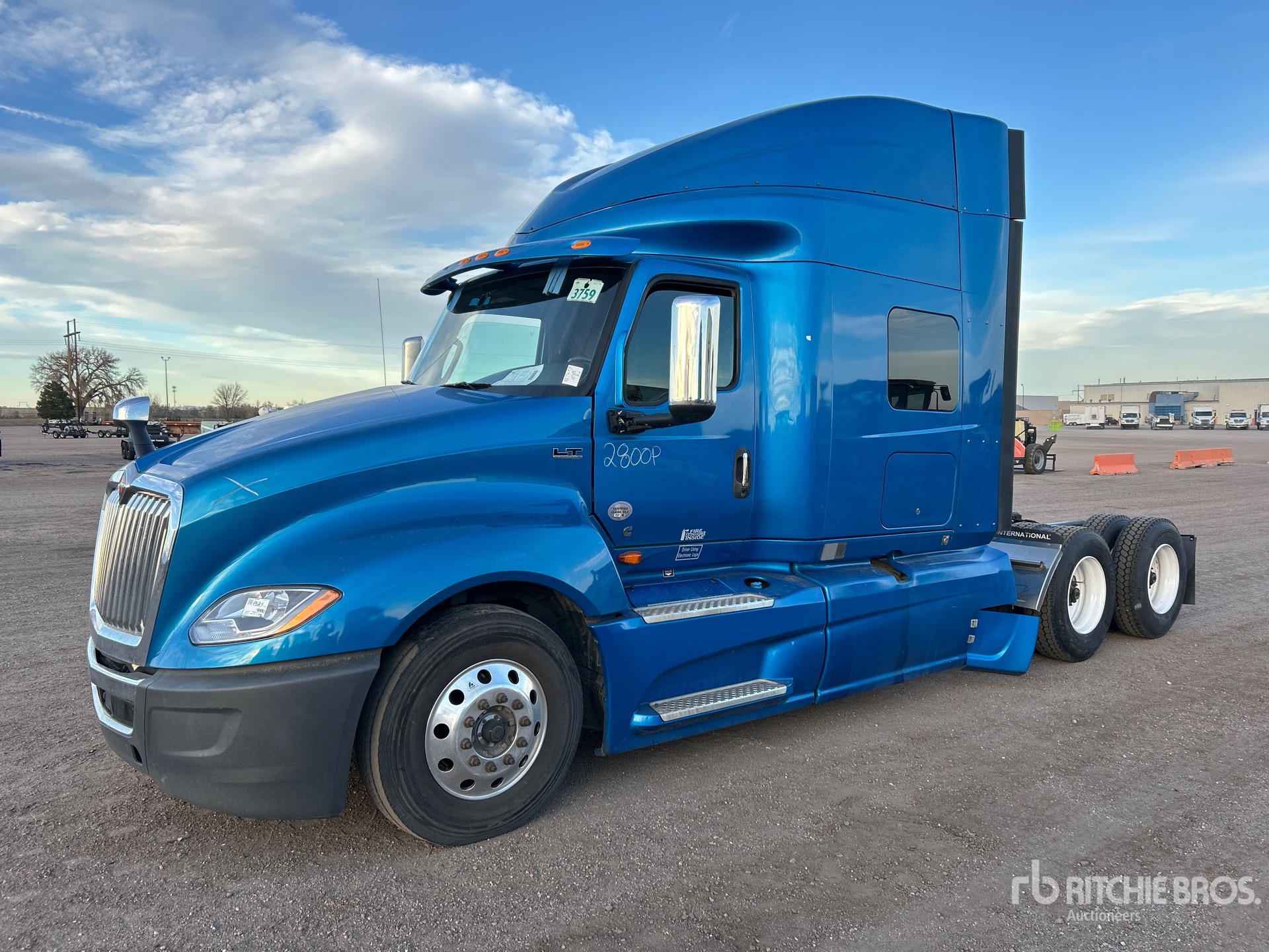 2019 International LT625 6x2 T/A Sleeper Truck Tractor (Inoperable)