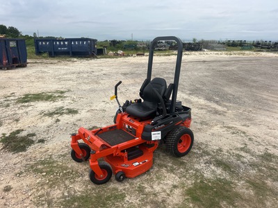 2025 Kubota Z232KW-42 Zero-Turn Lawn Mower