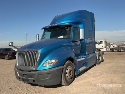 2020 International LT625 6x2 3- Achs Sattelzugmaschine mit Schlafkabine